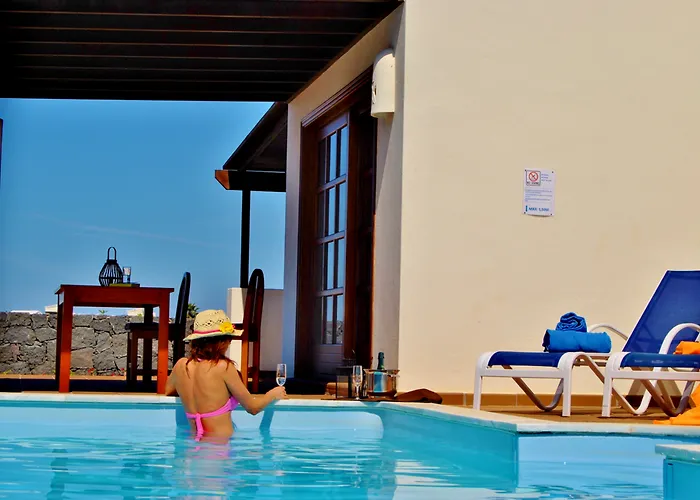 Coral Deluxe Villa *