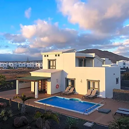 Coral Deluxe Playa Blanca (Lanzarote)