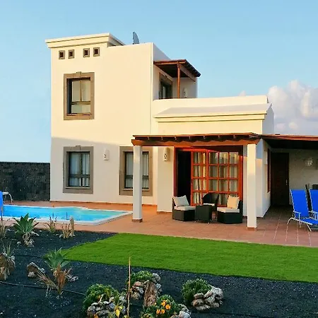 וילה Coral Deluxe *