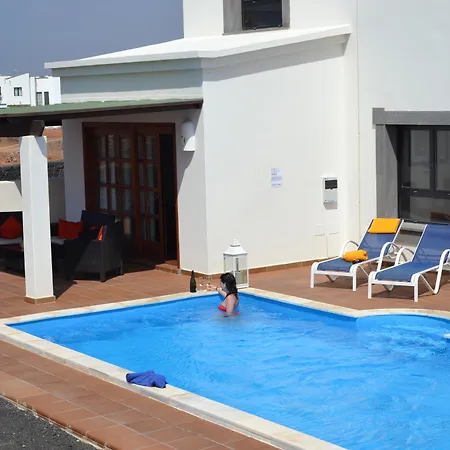 Coral Deluxe فيلة *